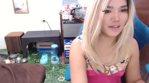 Jenny online show from January 8, 4:11 pm