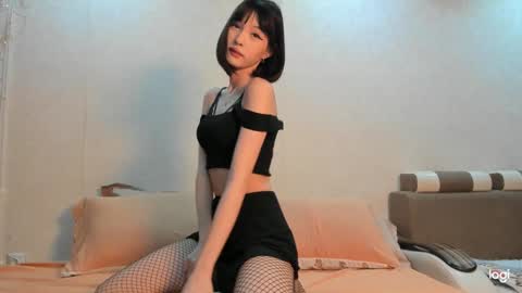 Jenny online show from December 3, 1:04 pm