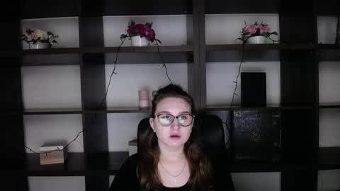 jessica_moul online show from January 25, 11:22 am