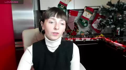 jessicaforris online show from December 2, 7:39 am