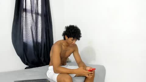 jhon_bigdicksm online show from January 3, 6:20 pm