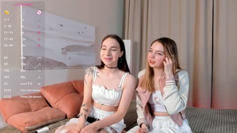 Eva and Alice brunette online show from November 15, 8:08 pm