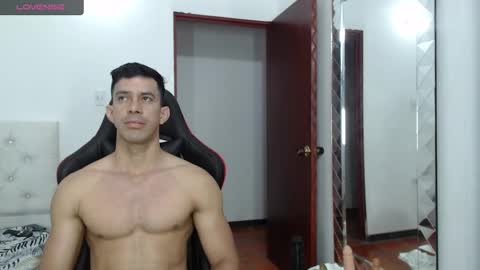 jose_rumbero91 online show from November 21, 11:05 am