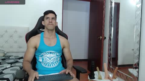 jose_rumbero91 online show from November 25, 11:29 am