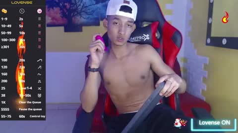 jose_sexycumm online show from December 12, 10:17 pm