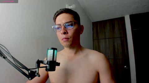 Cristian- tellme Criis online show from November 17, 4:44 am