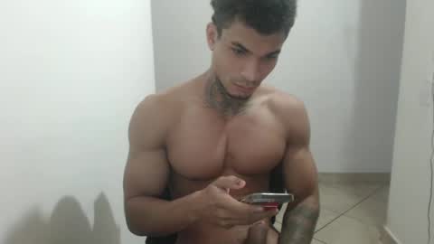 juan_gomez_1 online show from November 20, 11:15 am