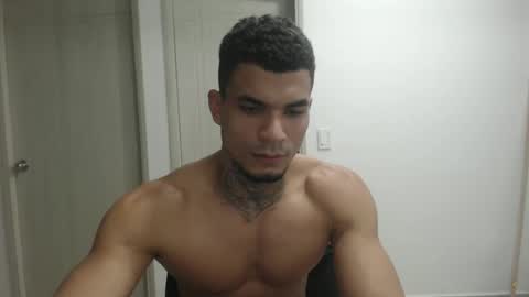 juan_gomez_1 online show from December 1, 11:13 pm