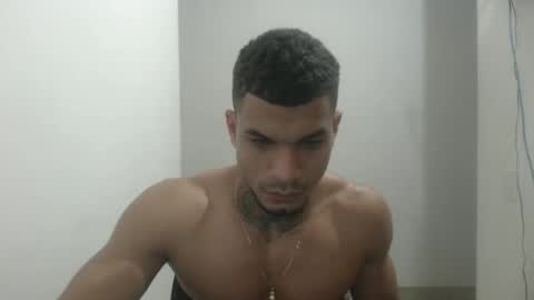 juan_gomez_1 online show from November 27, 11:03 am