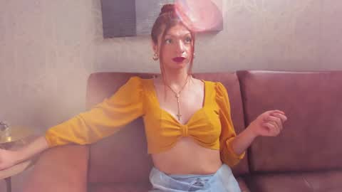 juana_valentina1 online show from December 14, 7:22 pm