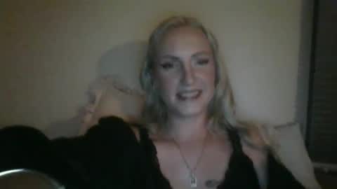 juicyjade2333 online show from November 11, 1:01 am