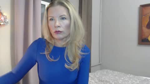 julia_giulia online show from January 21, 10:58 pm