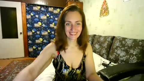 juliaa_foxi online show from January 2, 5:31 pm