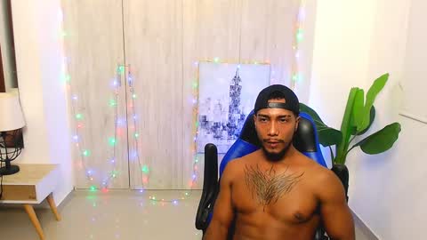 julietha_rose online show from November 22, 7:26 am