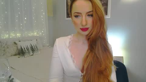 JulietteSensual online show from January 2, 3:10 pm