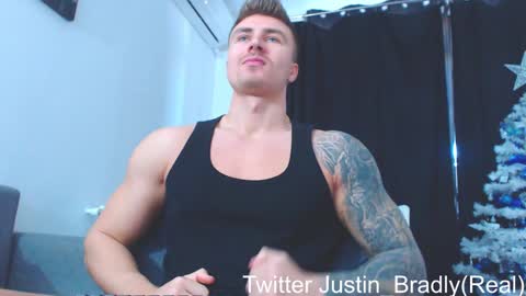 justin_bradly online show from December 18, 8:25 am