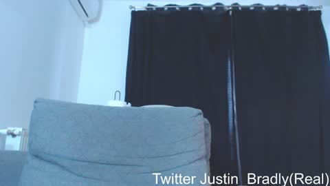 justin_bradly online show from December 9, 9:08 am