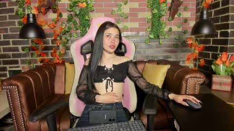 KAELY ANGELS online show from January 7, 7:16 pm