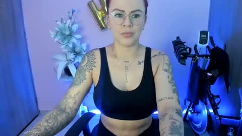 kAROL MILF   online show from November 10, 4:53 pm