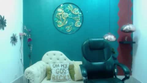 karola_brunete online show from December 6, 6:06 pm