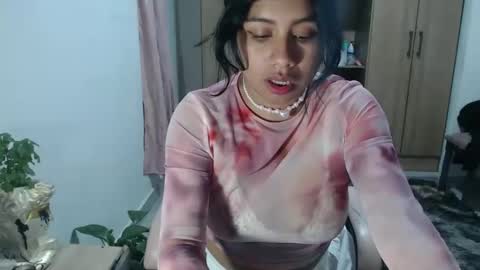 karolinecute online show from December 12, 1:26 am