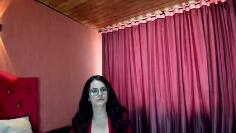 kassandra james online show from December 21, 4:23 pm