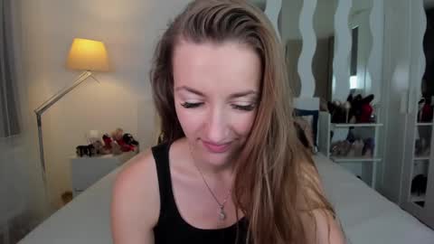 kate_redgar online show from November 27, 3:01 pm