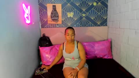 katherine_wat online show from December 11, 1:01 pm