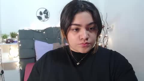 kathygonzalez_ online show from November 28, 11:08 am