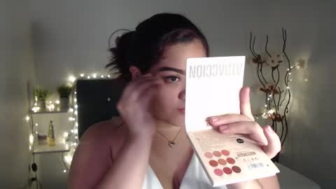 kathygonzalez_ online show from January 10, 12:17 pm