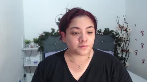 kathygonzalez_ online show from December 24, 11:09 am