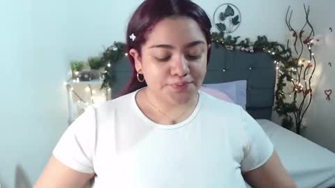 kathygonzalez_ online show from December 17, 11:29 am