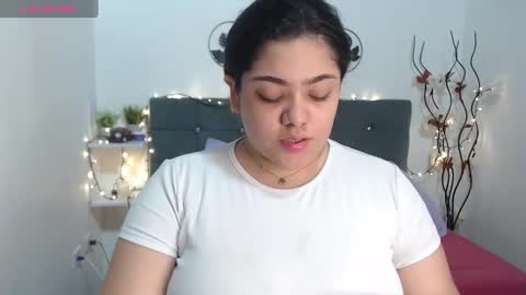 kathygonzalez_ online show from November 29, 11:17 am