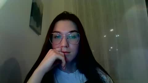 katie_foxi online show from January 10, 4:59 pm