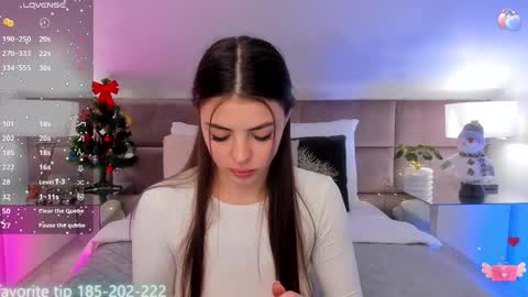 kelsi_di online show from December 14, 6:27 am