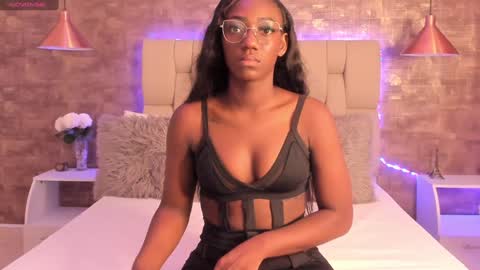 kentha_mitchells online show from November 23, 11:15 am