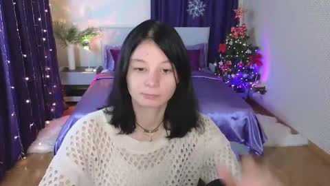 kiaraevants online show from December 28, 8:27 pm