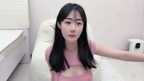 kiki_loveu online show from November 26, 7:59 am