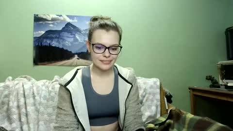 kira_meow_k online show from December 10, 4:09 pm