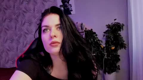 kiragold__ online show from November 25, 1:38 pm