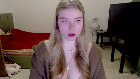 Jennyblonde and Emmabrunette online show from November 23, 2:31 pm