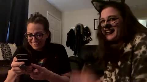 KittyKatLoLo online show from February 11, 3:17 pm