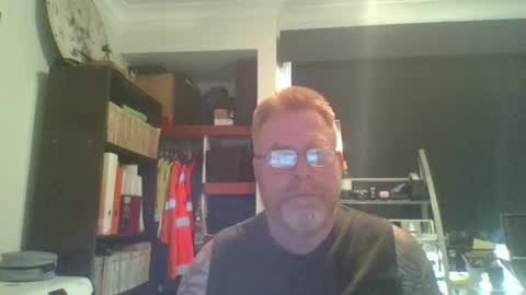 kiwi_boss61 online show from November 14, 1:51 am