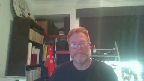 kiwi_boss61 online show from November 28, 2:48 am