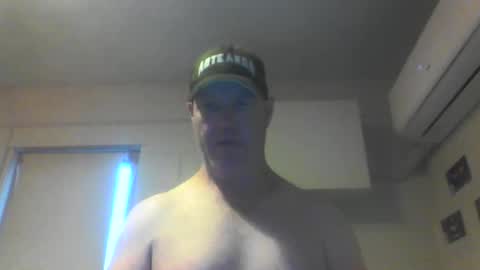 kiwiguy19773 online show from January 9, 6:38 am