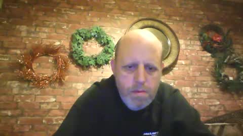 Neil online show from December 17, 6:37 am