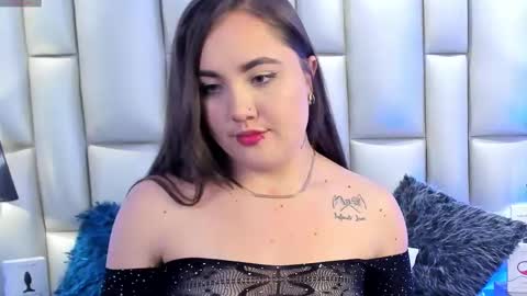 kristalgrey_ online show from December 30, 1:16 pm