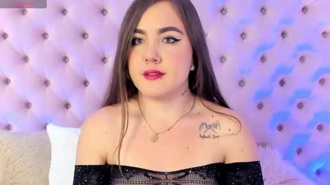 kristalgrey_ online show from November 25, 12:34 pm