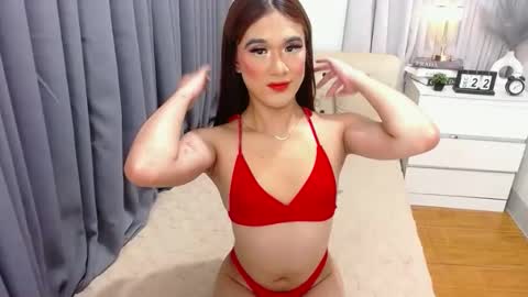 kylie_cums online show from December 24, 8:27 am