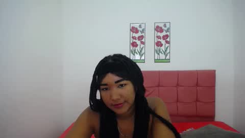 kylie_hot34 online show from December 23, 3:47 pm